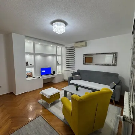 Carolija Apartmán *