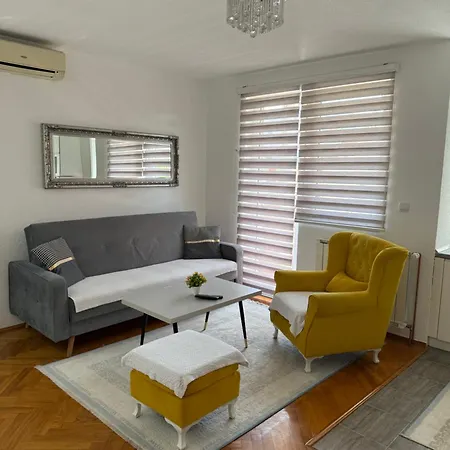 Appartement Carolija *